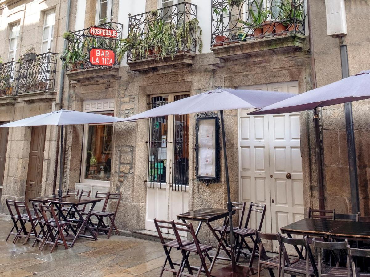 Oyo Hospedaje La Tita Santiago de Compostela Ngoại thất bức ảnh
